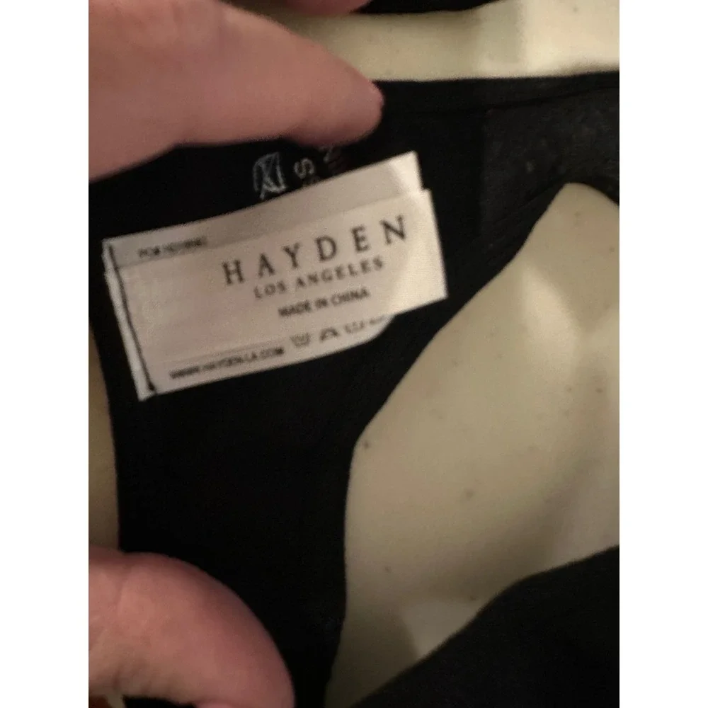 HAYDEN LOS ANGELES Seamless Sports Bra Racerback Workout Gym Fitness-S/M‎